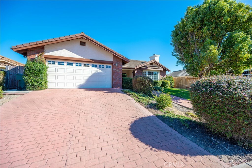 Property Photo:  1154 Pradera Court  CA 93420 