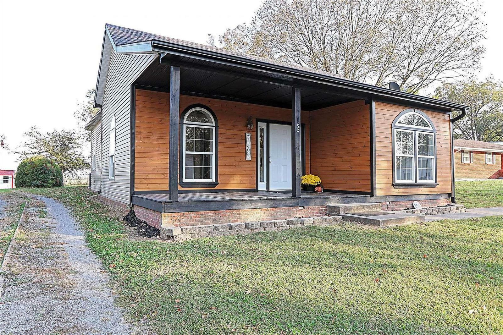 Property Photo:  162 N Messmer Street  MO 63780 