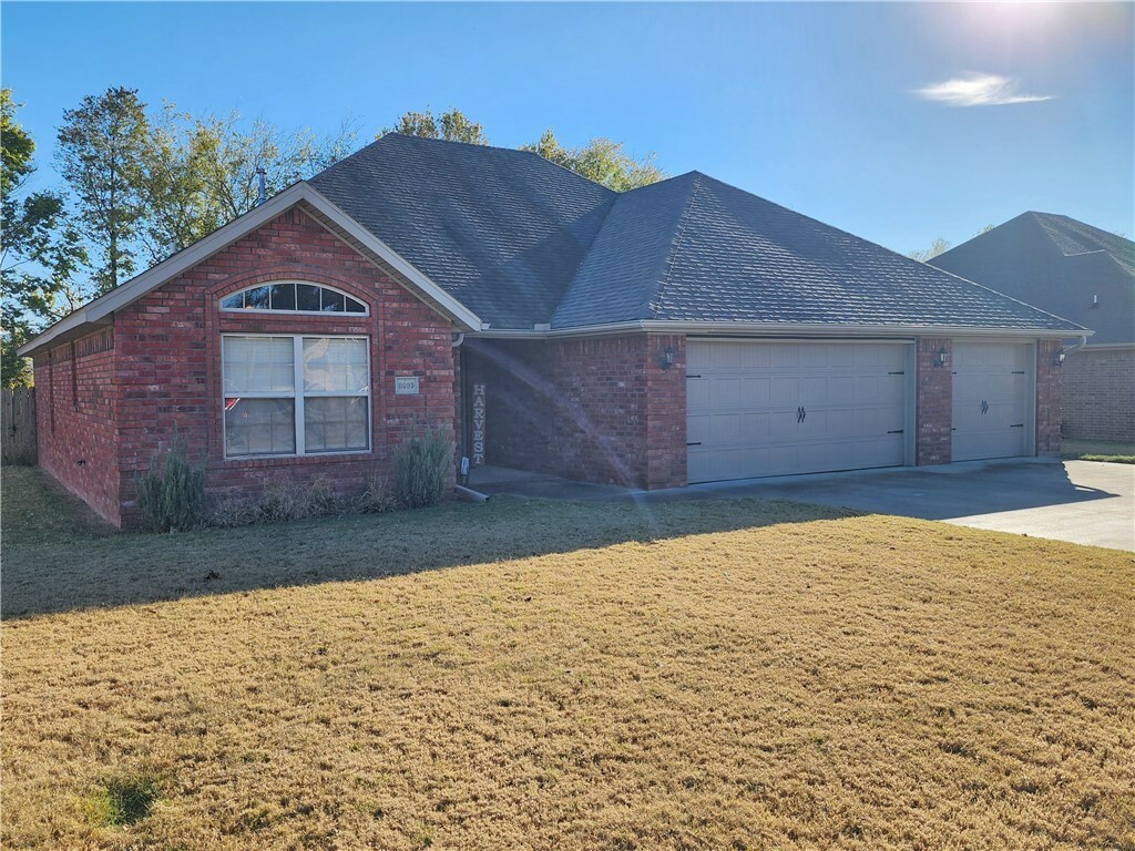 Property Photo:  11095 Rosebay Lane  AR 72753 