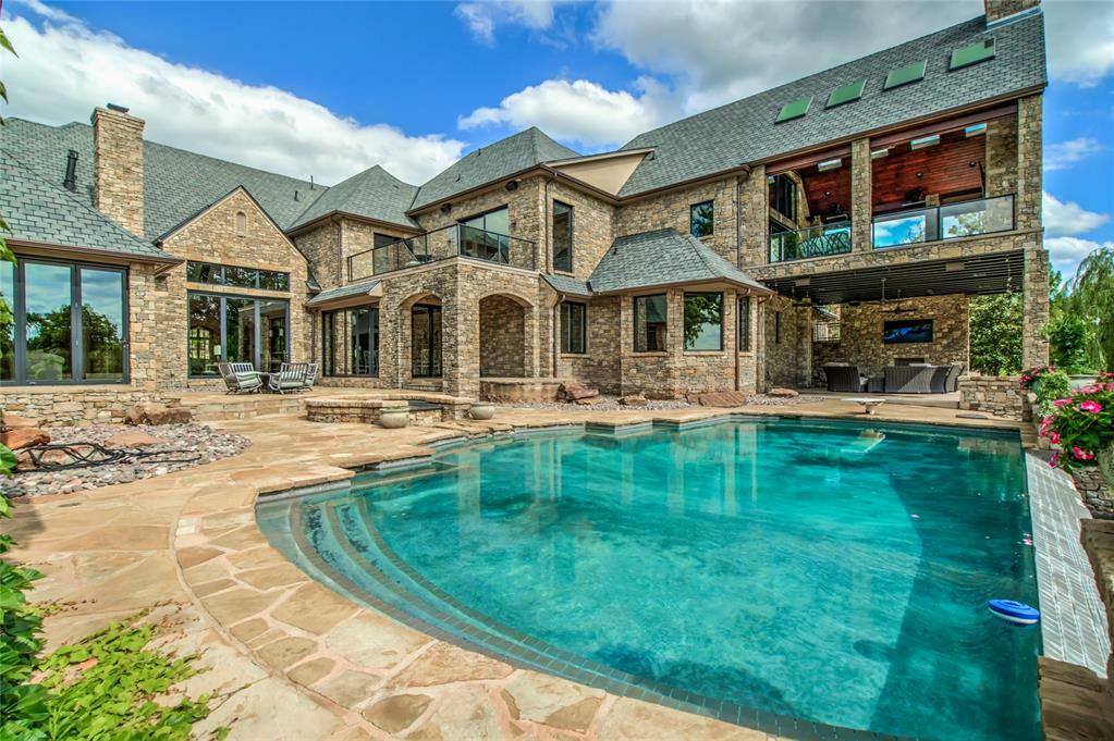 Property Photo: 6401 Oak Tree Drive OK 73025