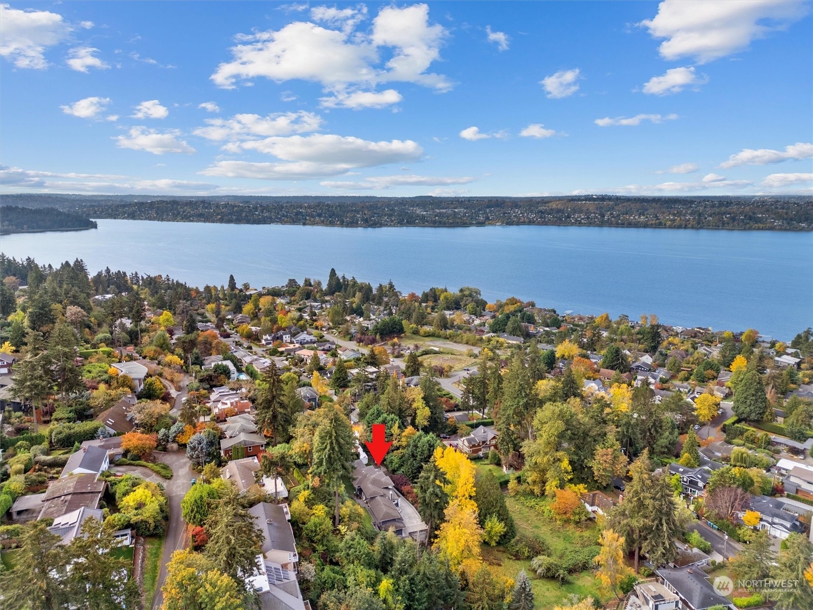 Property Photo: 2708 65th Place SE WA 98040