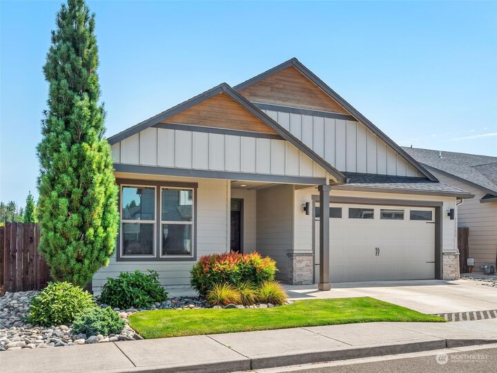 Property Photo:  11111 NE 134th Court  WA 98682 