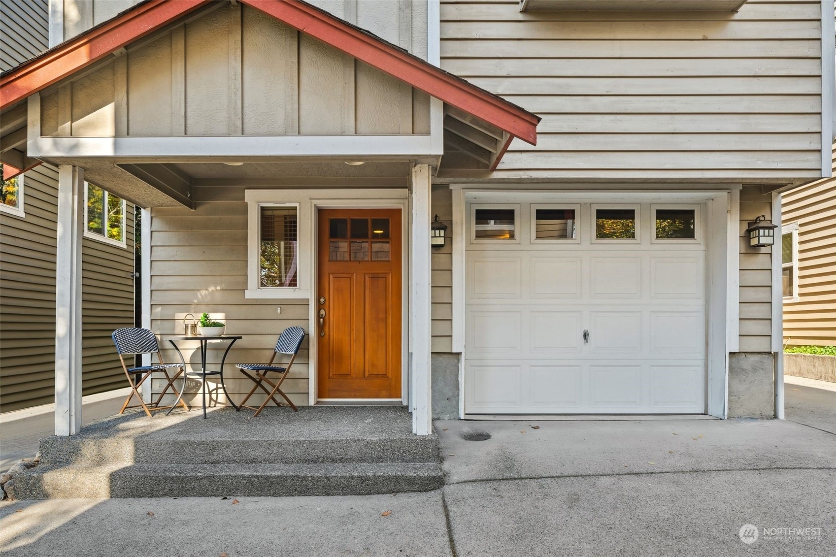 Property Photo:  130 N 101st Street  WA 98133 