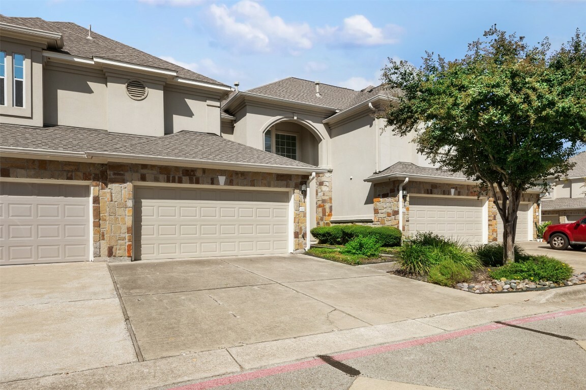 Property Photo: 1101 E Parmer Lane 217 TX 78753