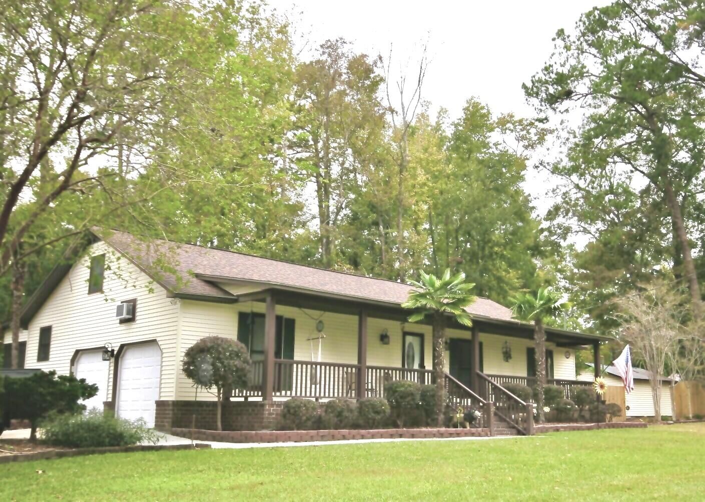 Property Photo:  295 Forest Circle Circle  SC 29483 