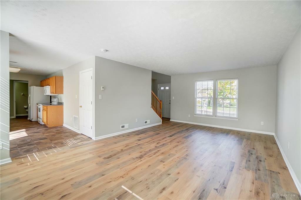 Property Photo:  3497 King Edward Way  OH 45431 