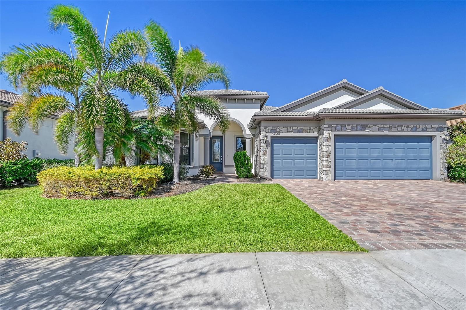 Property Photo: 5746 Sweet Leaf Way FL 34238