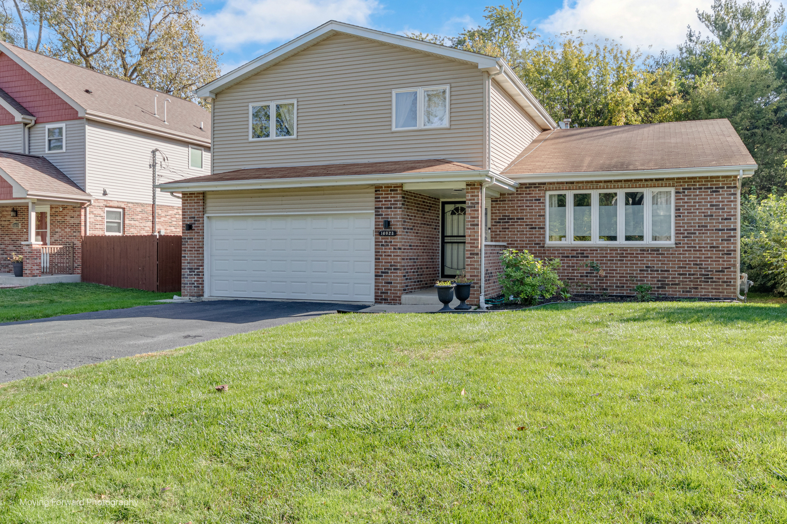 Property Photo:  16023 Trumbull Avenue  IL 60428 