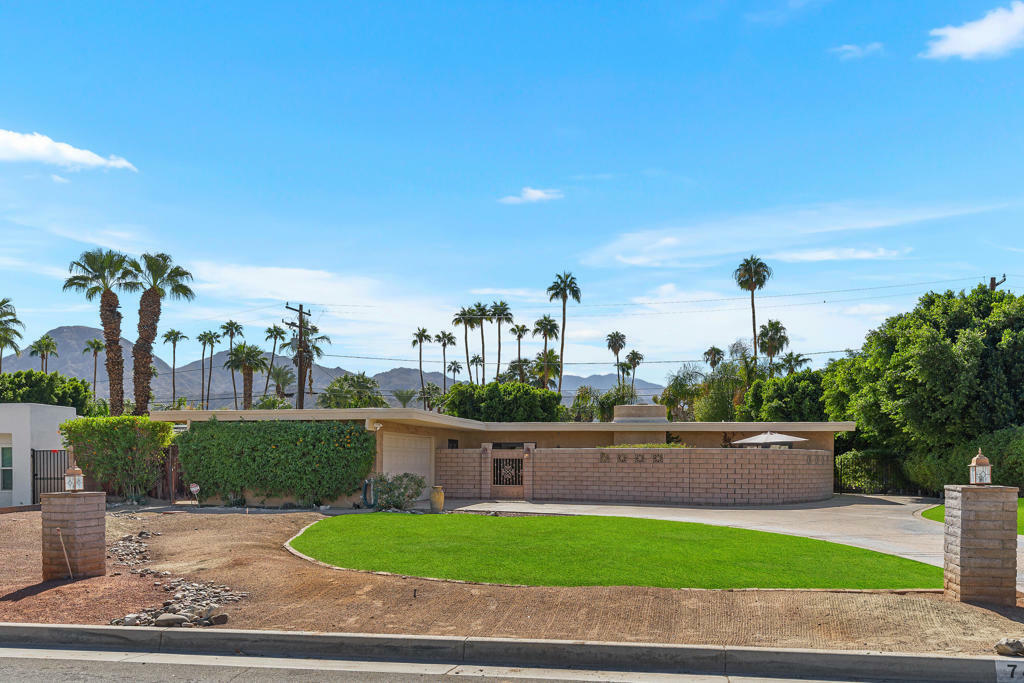 74691 Candlewood Street  Palm Desert CA 92260 photo