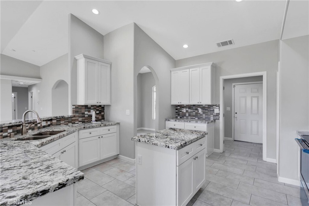 Property Photo:  10376 Portland Avenue  CA 92345 