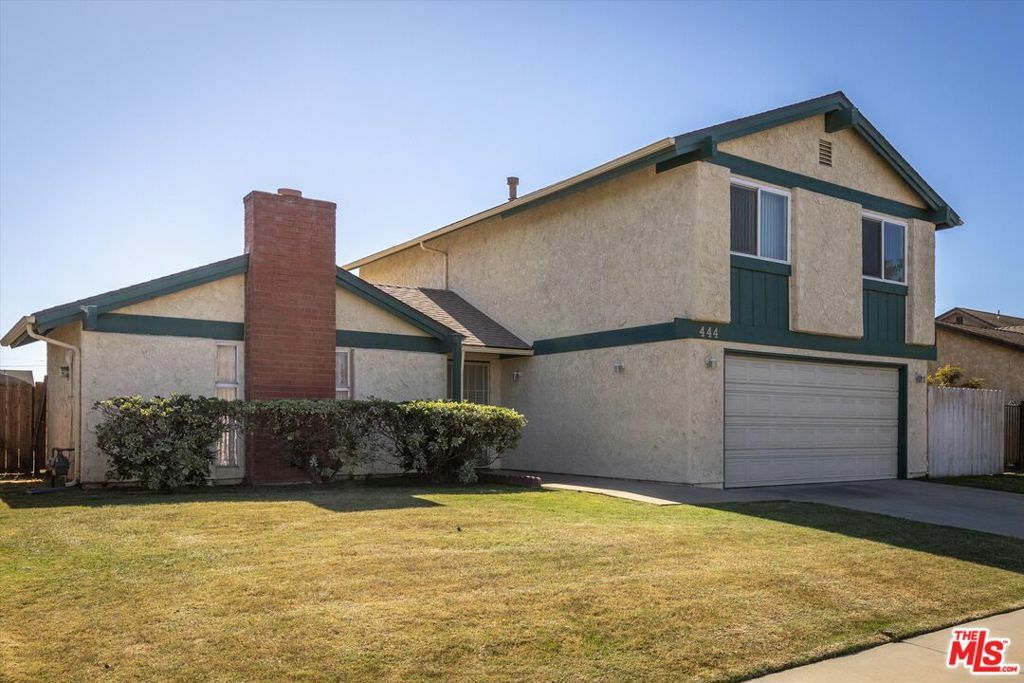 Property Photo:  444 Tupelo Court  CA 93454 