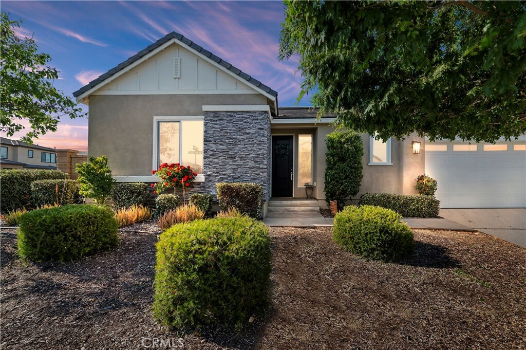 30572 Trumpet Vine Lane  Murrieta CA 92563 photo