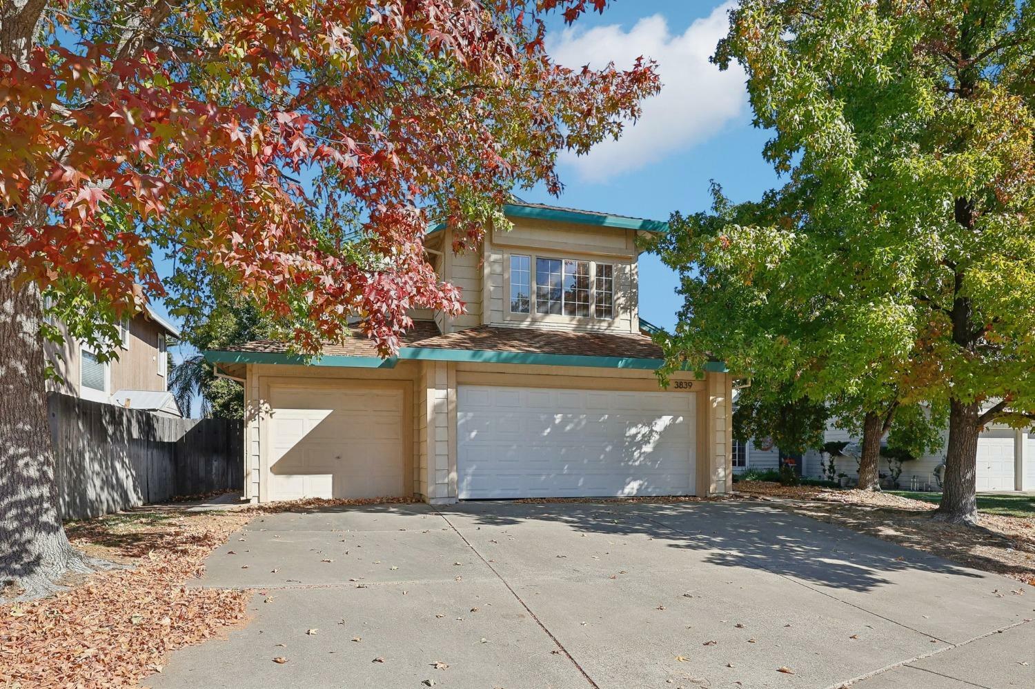 Property Photo:  3839 Fawn Run Way  CA 95843 