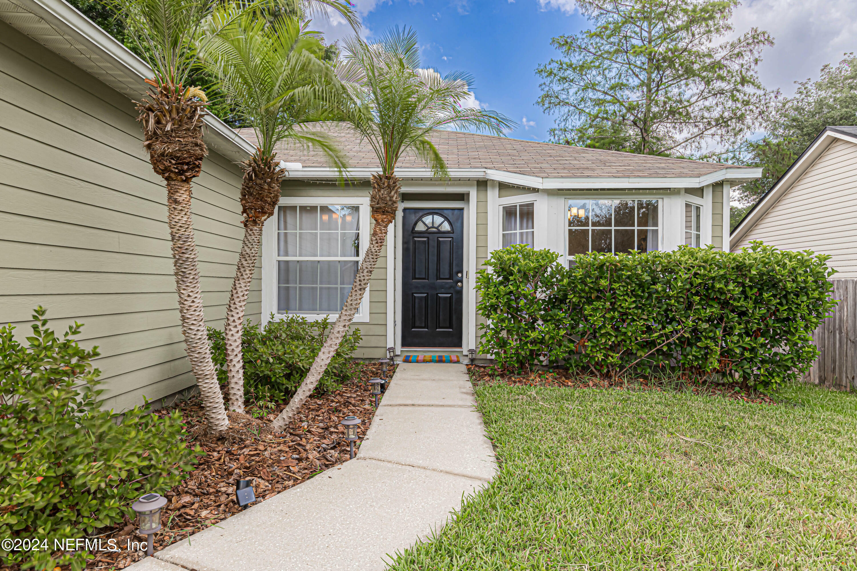 Property Photo:  1542 Hope Valley Drive  FL 32221 