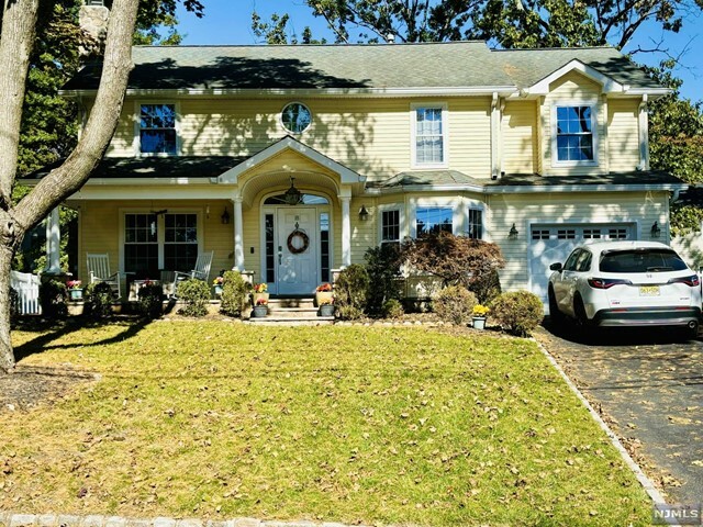 18 Yorktown Terrace  Livingston NJ 07039 photo