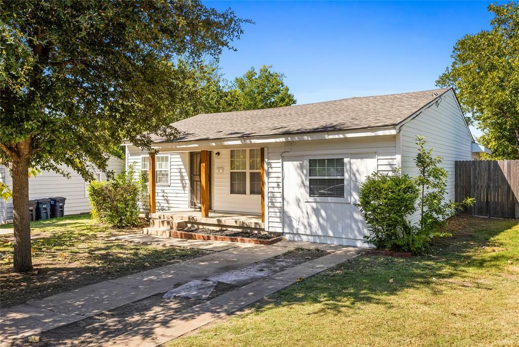 Property Photo:  5312 Townsend Drive  TX 76115 