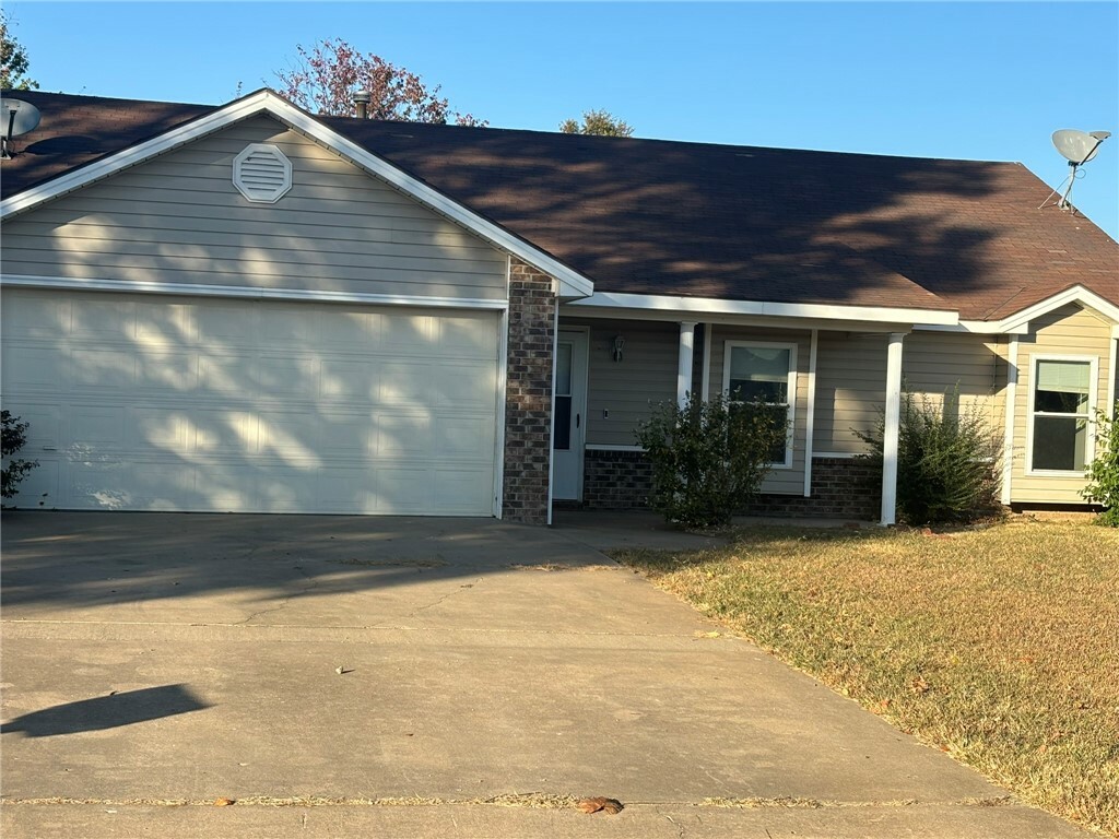 1317 W Linden Street  Rogers AR 72758 photo