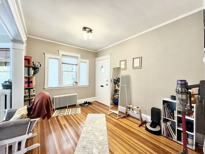 Property Photo:  29 Harlow St 1  MA 02474 