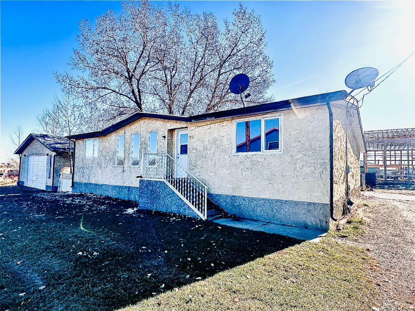 1921 21 Street  Nanton AB T0L 1R0 photo