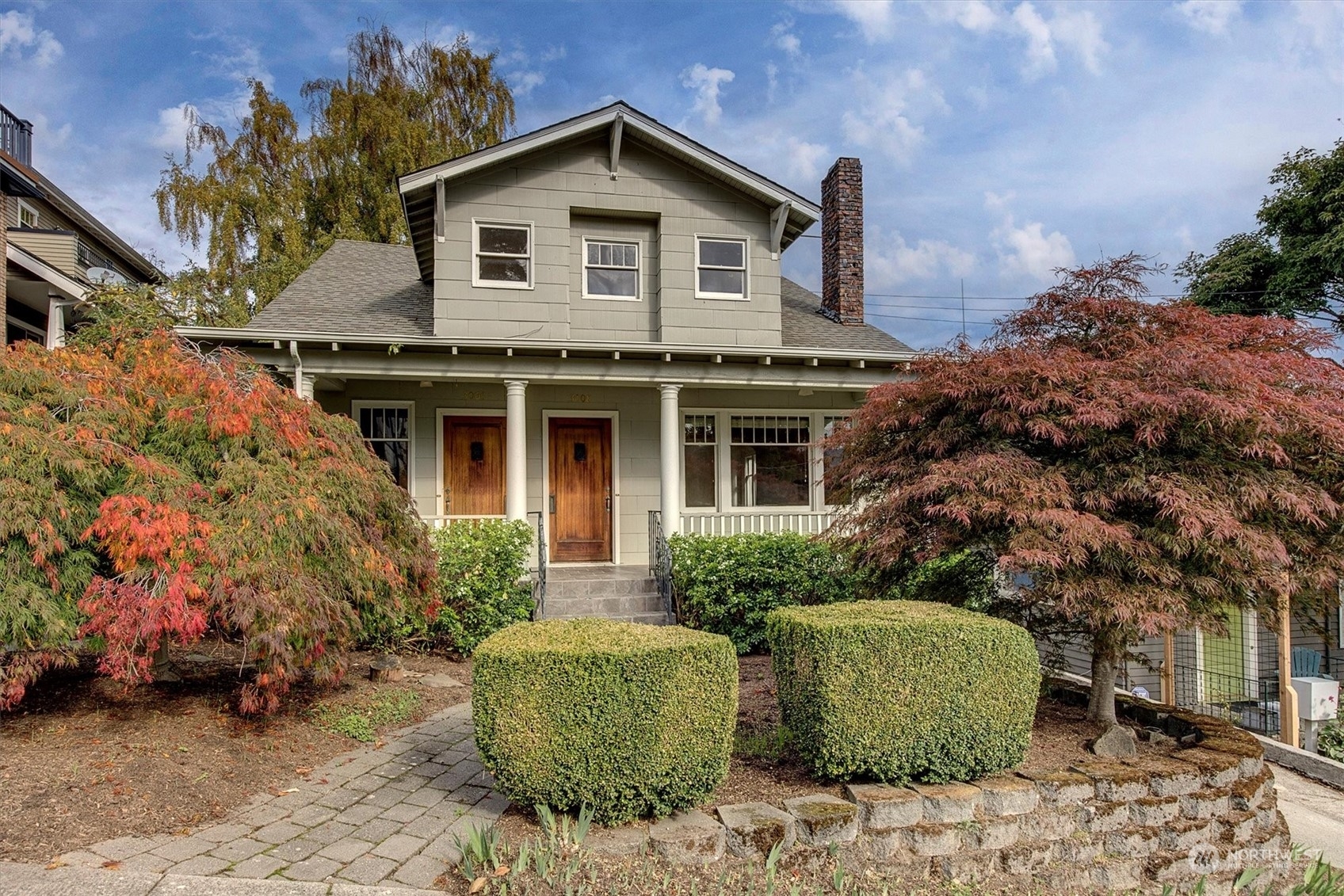 Property Photo:  3008 S Washington Street  WA 98144 