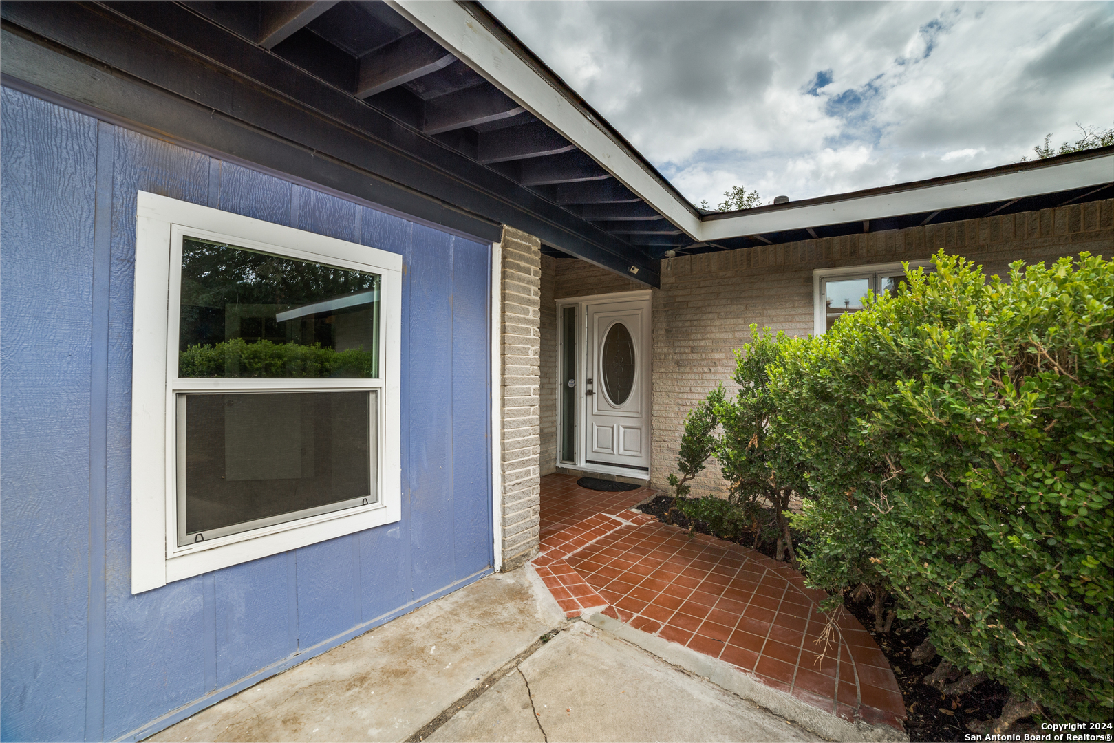 Property Photo: 119 Rolling Green TX 78228