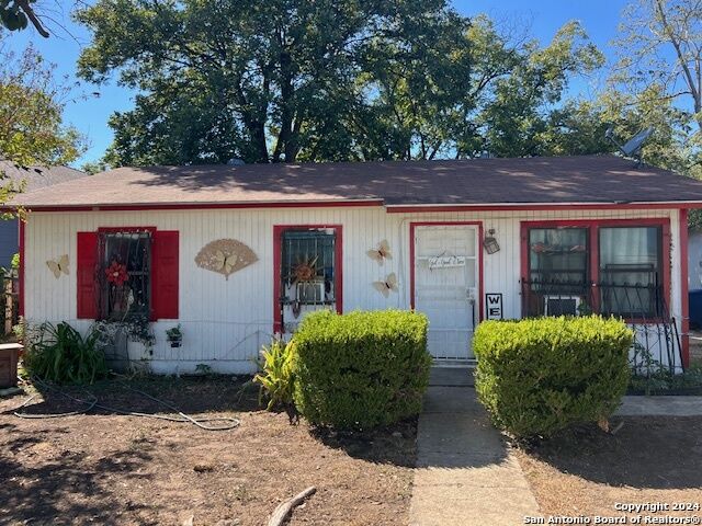 237 Juanita Ave  San Antonio TX 78237 photo