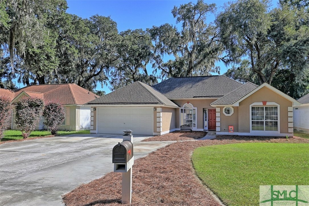 Property Photo:  21 Highpoint Court  GA 31410 