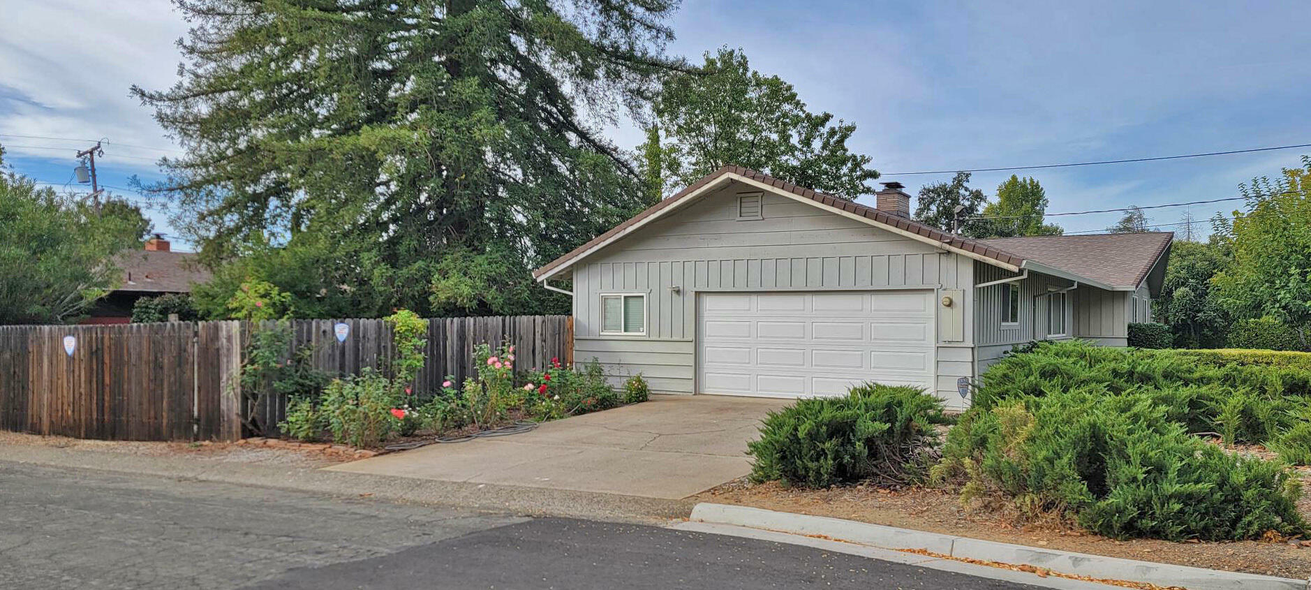 Property Photo:  545 Loma Vista Drive  CA 96002 