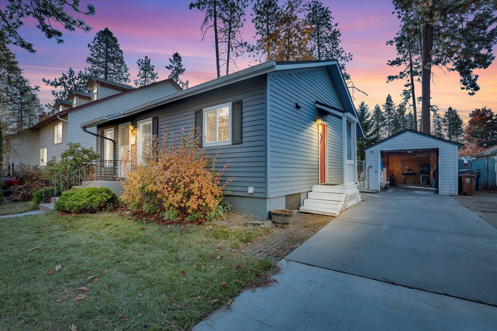 Property Photo:  18 E 34th Ave  WA 99203 