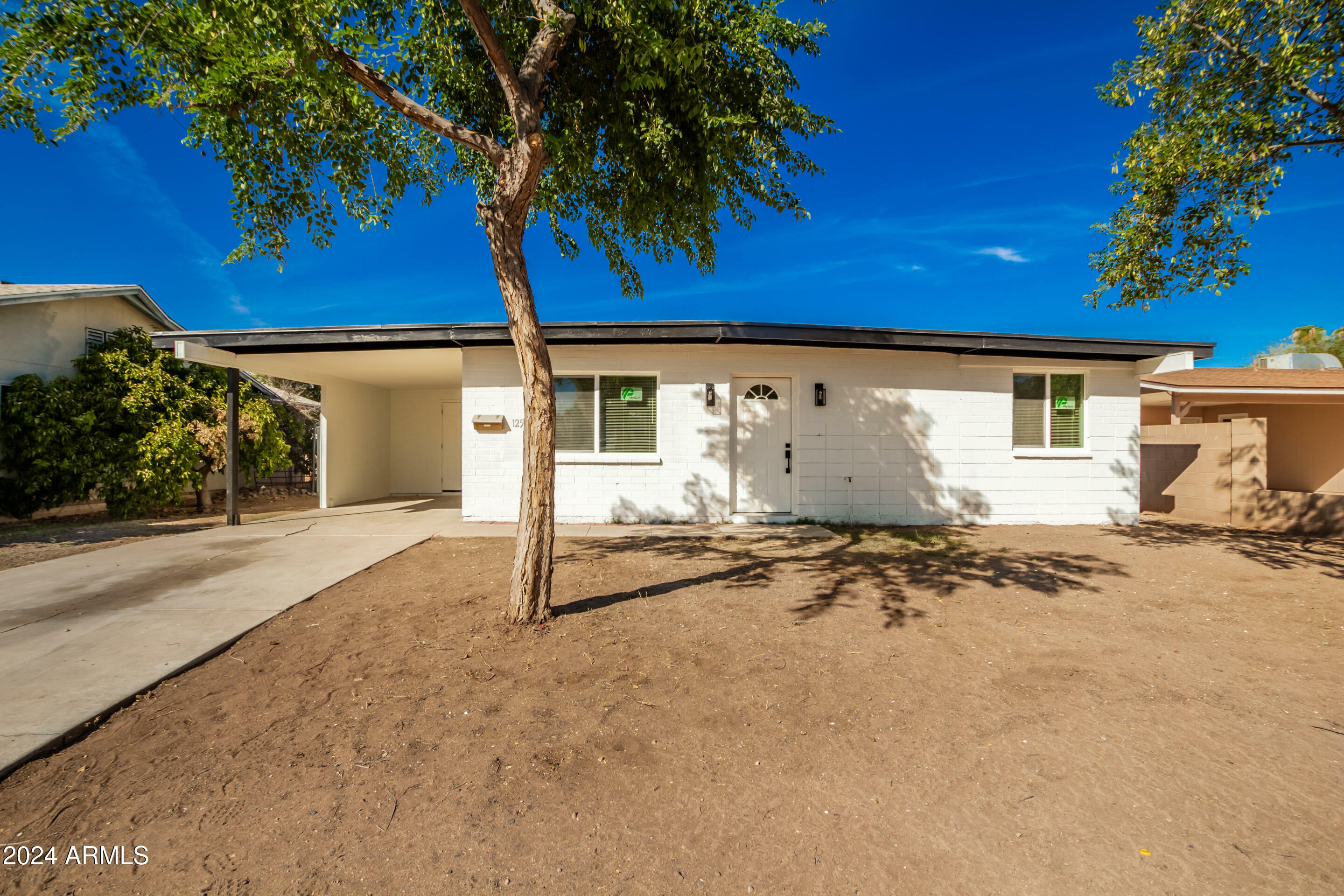 Property Photo:  1254 W Manhatton Drive  AZ 85282 