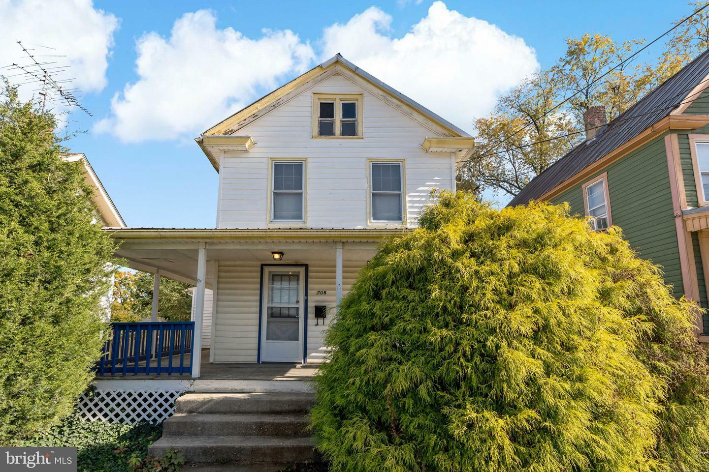 Property Photo:  708 Virginia Avenue  WV 25401 