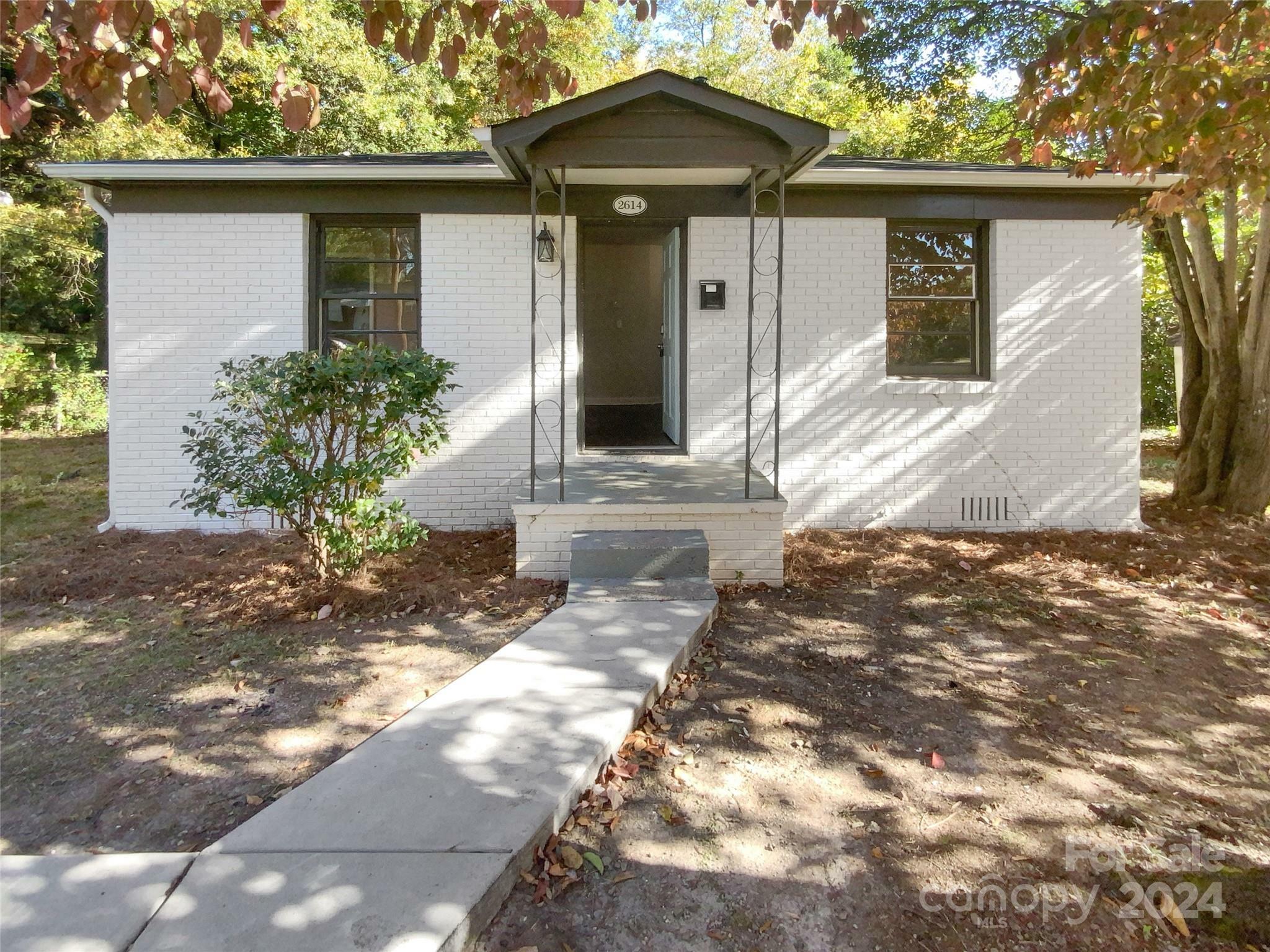 2614 Bancroft Street  Charlotte NC 28206 photo