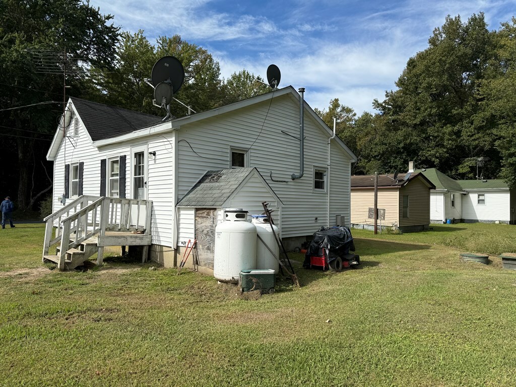 Property Photo:  36145 Bells Neck Rd  VA 23420 