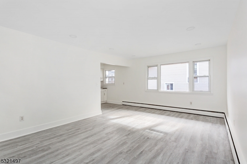 Property Photo:  86 Chestnut St 3  NJ 07070 