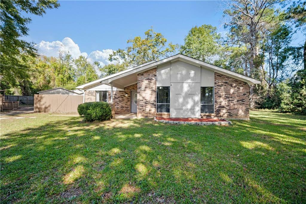 Property Photo:  8800 Dawes Point Drive  AL 36695 