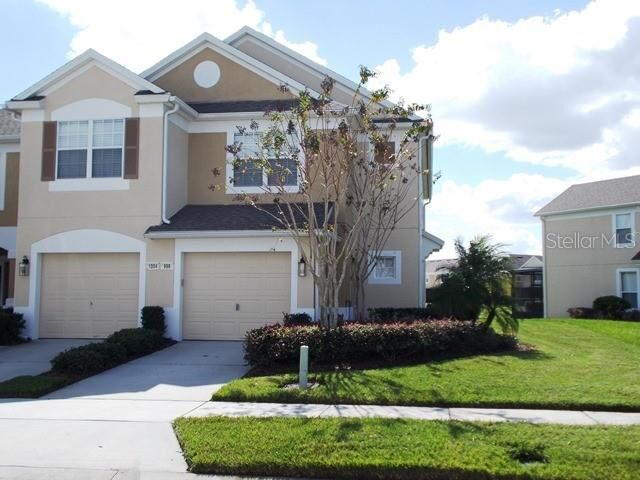 Property Photo: 998 Enclair Street FL 32828