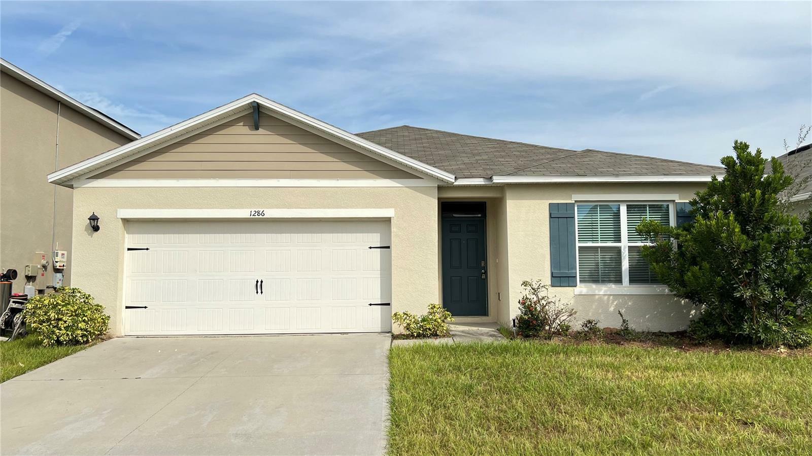 Property Photo:  1286 Iguana Loop  FL 33897 