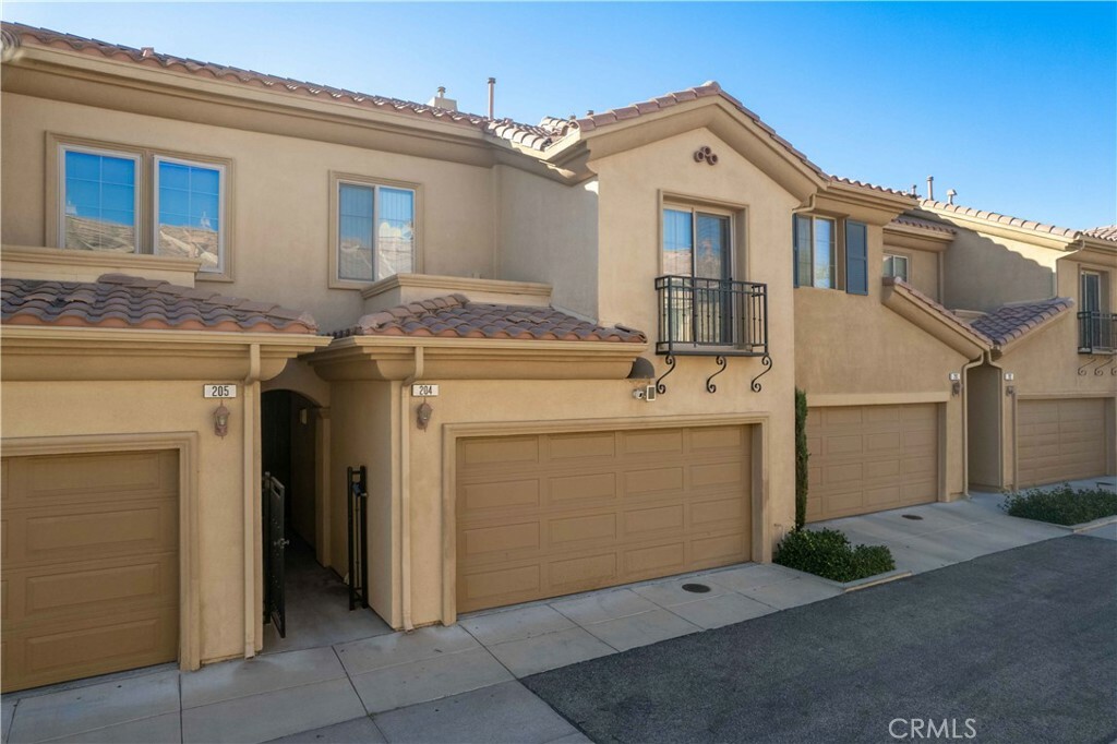 1448 Patricia Avenue 204  Simi Valley CA 93065 photo