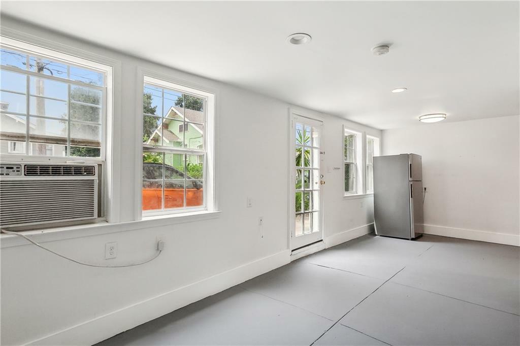 Property Photo:  2026 S Salcedo Street  LA 70125 