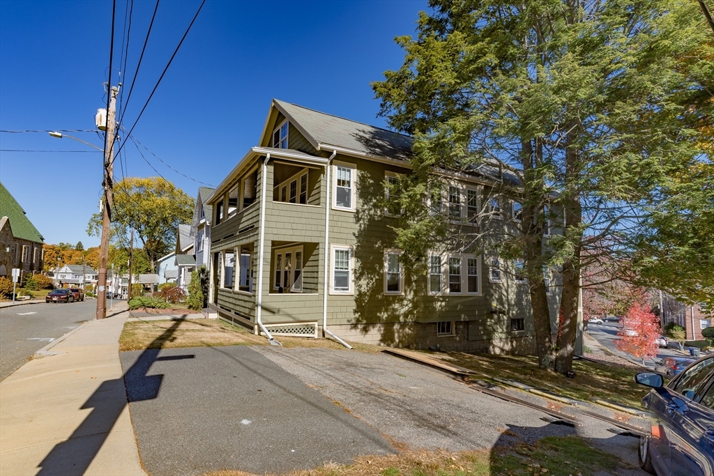 Property Photo:  18-20 Appleton Pl  MA 02476 