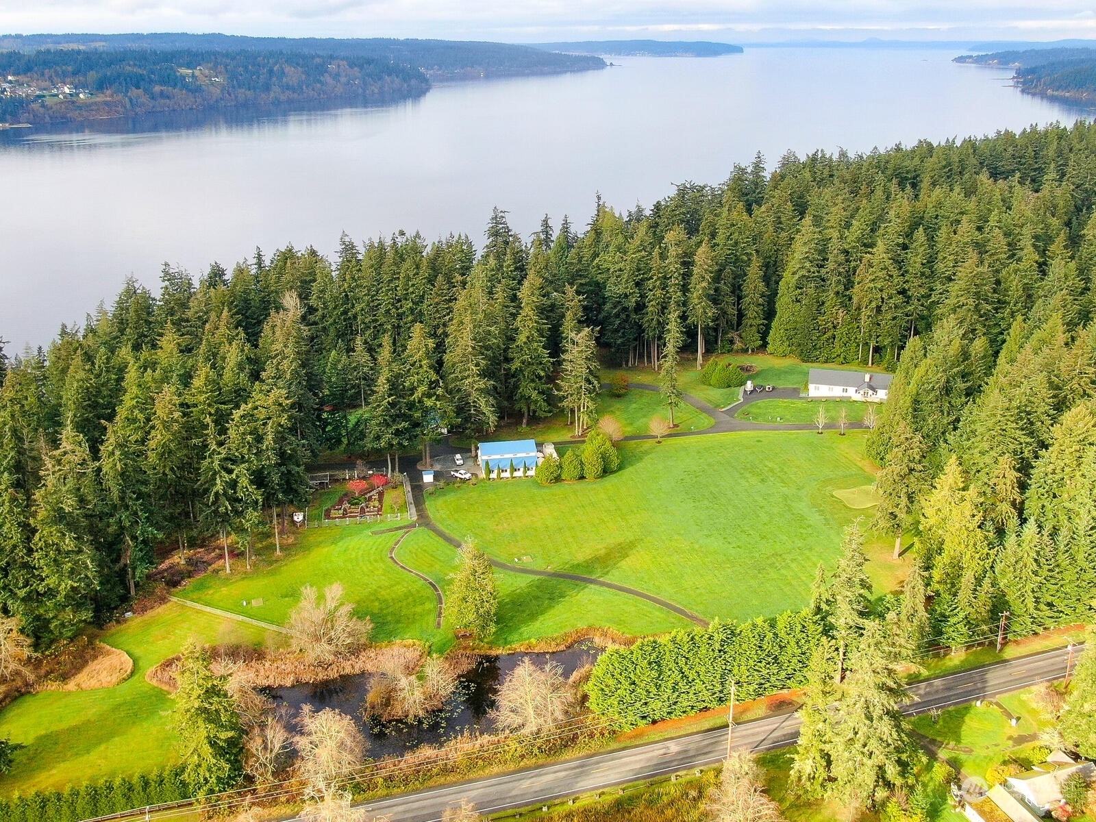 Property Photo:  1865  Crestwood Cove Court  WA 98249 