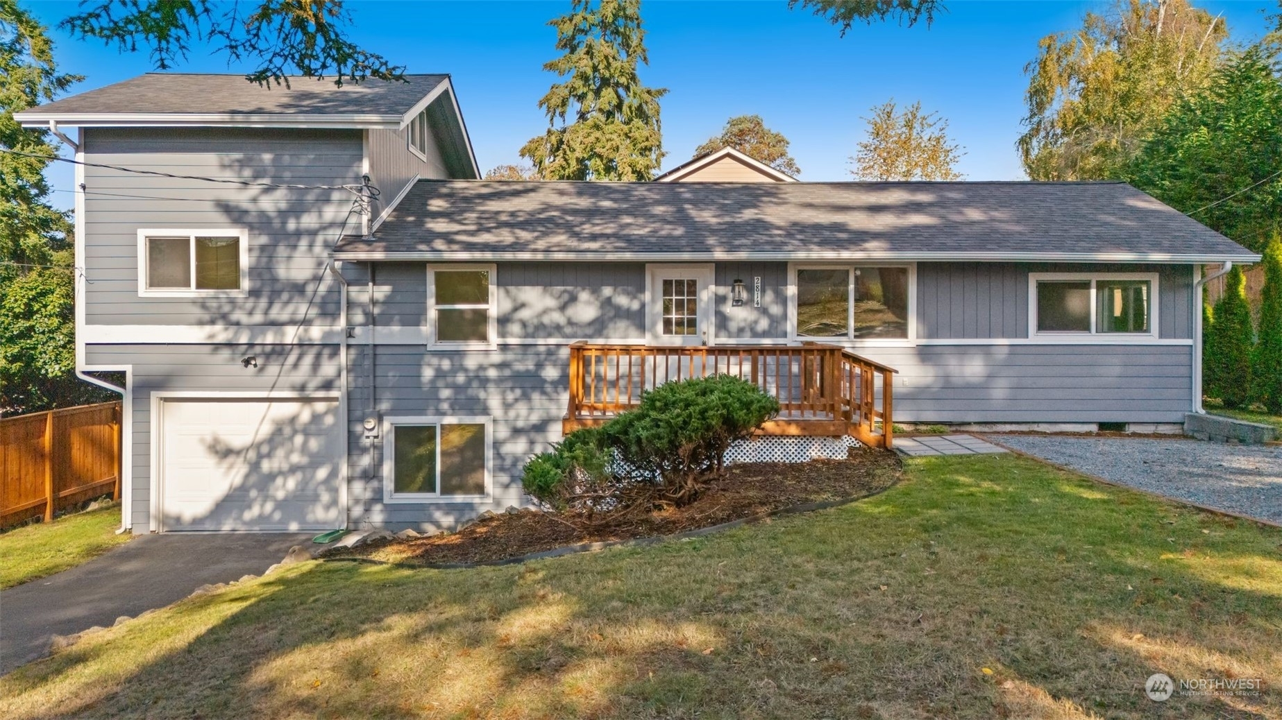 Property Photo:  2814 SW 107th Street  WA 98146 