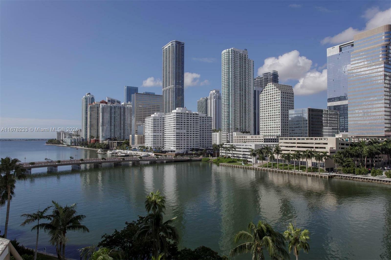 Property Photo:  701 E Brickell Key Blvd 812  FL 33131 