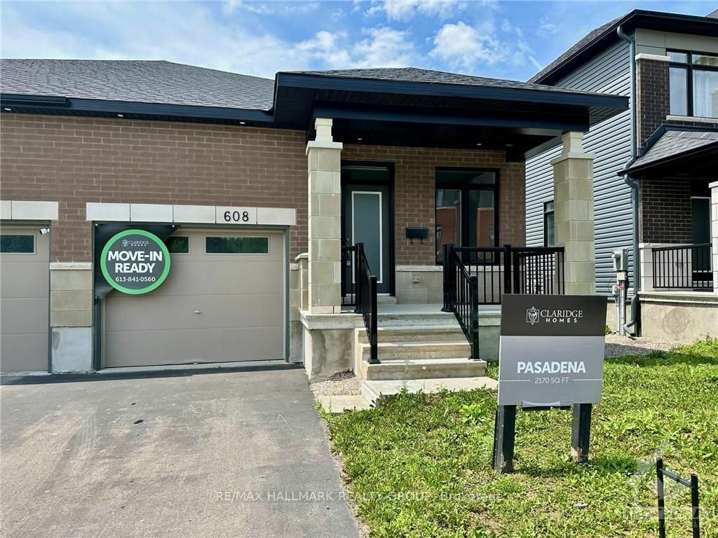 Photo de la propriété:  608 Knotridge St  ON K1W 0M3 