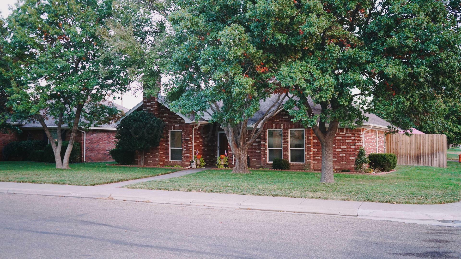 Property Photo:  7900 Underwood Drive  TX 79121-1536 