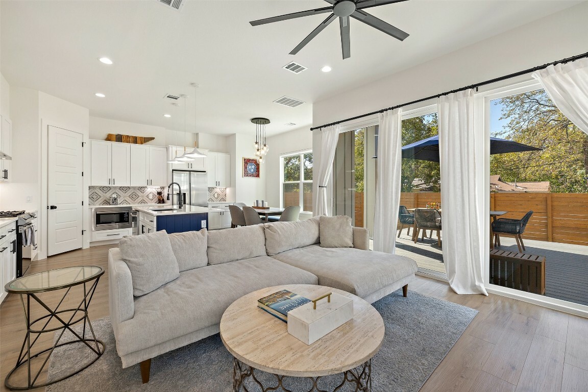 Property Photo: 2209 Poquito Street 1 TX 78722