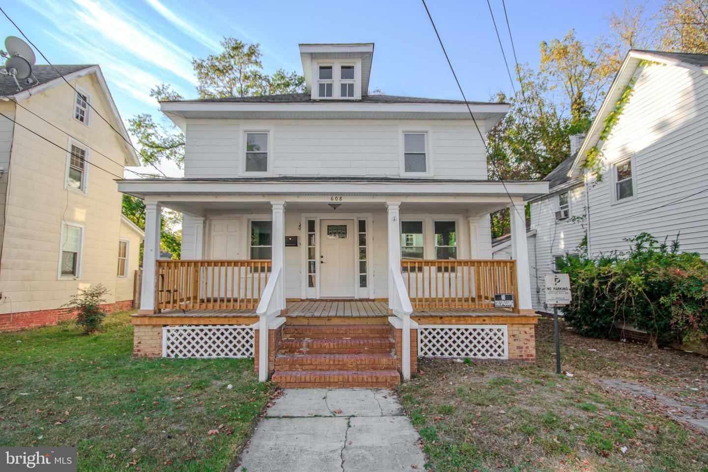 Property Photo:  608 Smith Street  MD 21801 