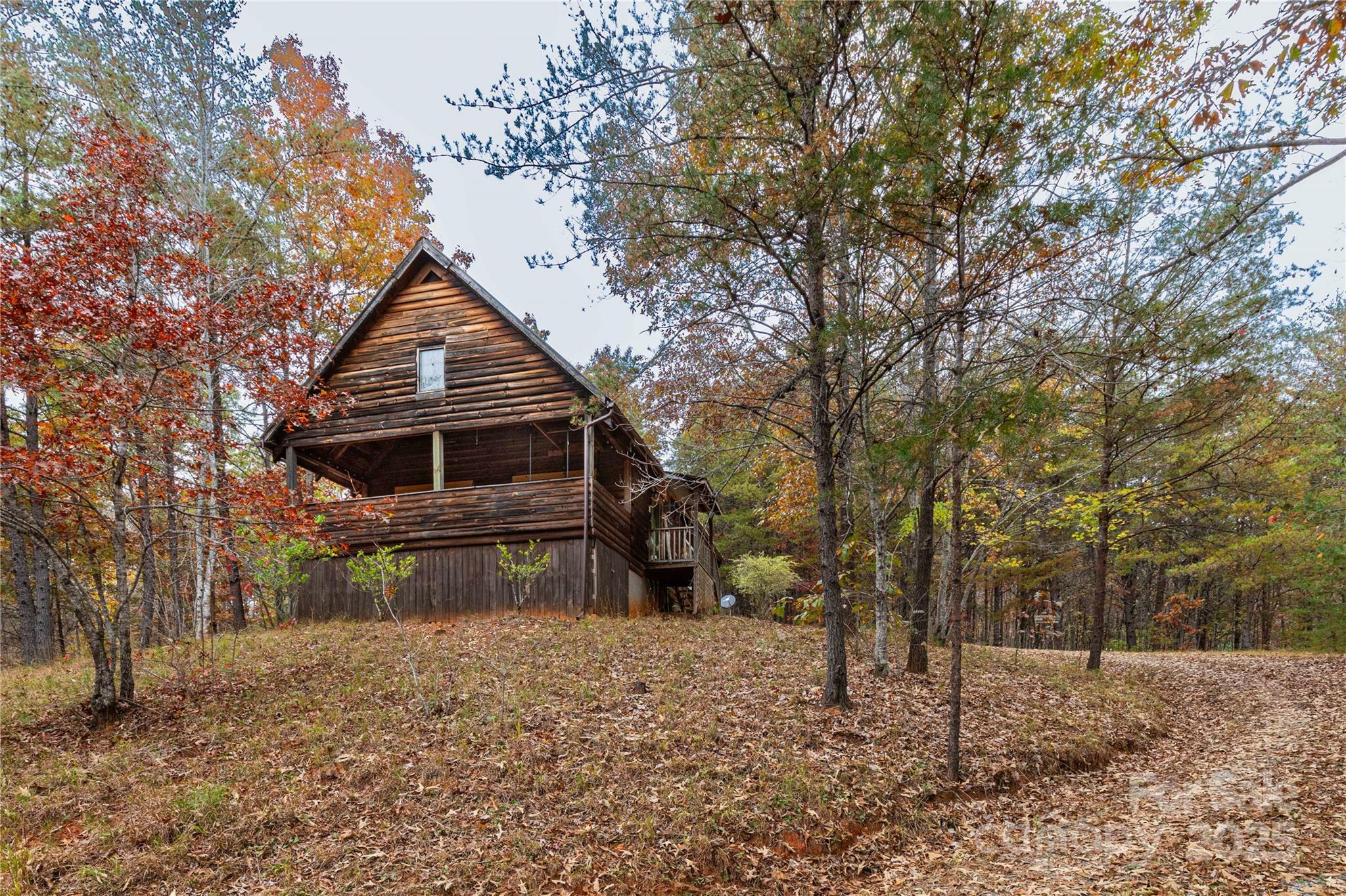 Property Photo: 1446 W McGuinn Road NC 28756