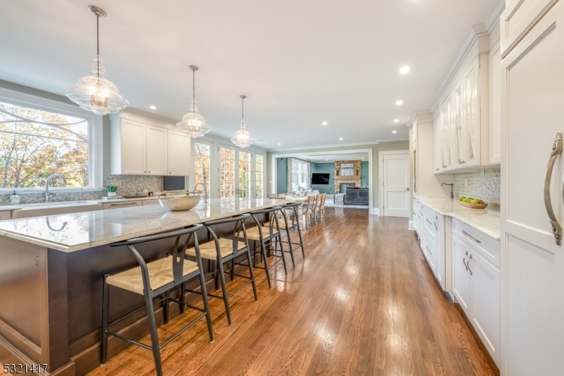 Property Photo: 14 White Oak Ridge Ct NJ 07945