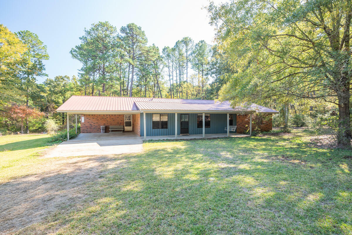 Property Photo:  1552 Kinard Rd  MS 39769 